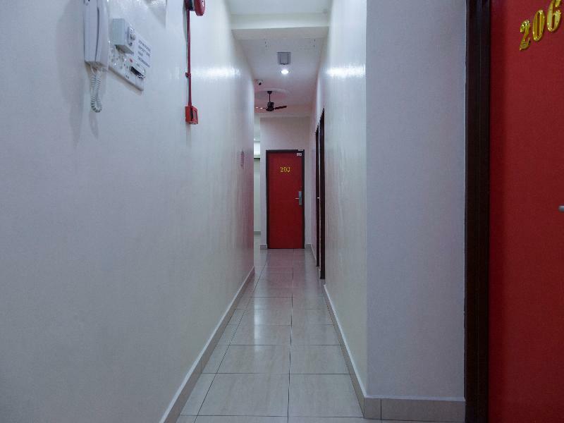 Oyo 575 Hotel Dns Ipoh Exterior photo